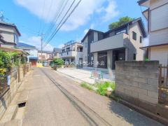 南西側約3.8ｍ私道
