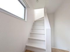 クロス全室張替え済