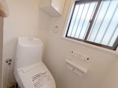 ウォシュレット機能付きトイレ